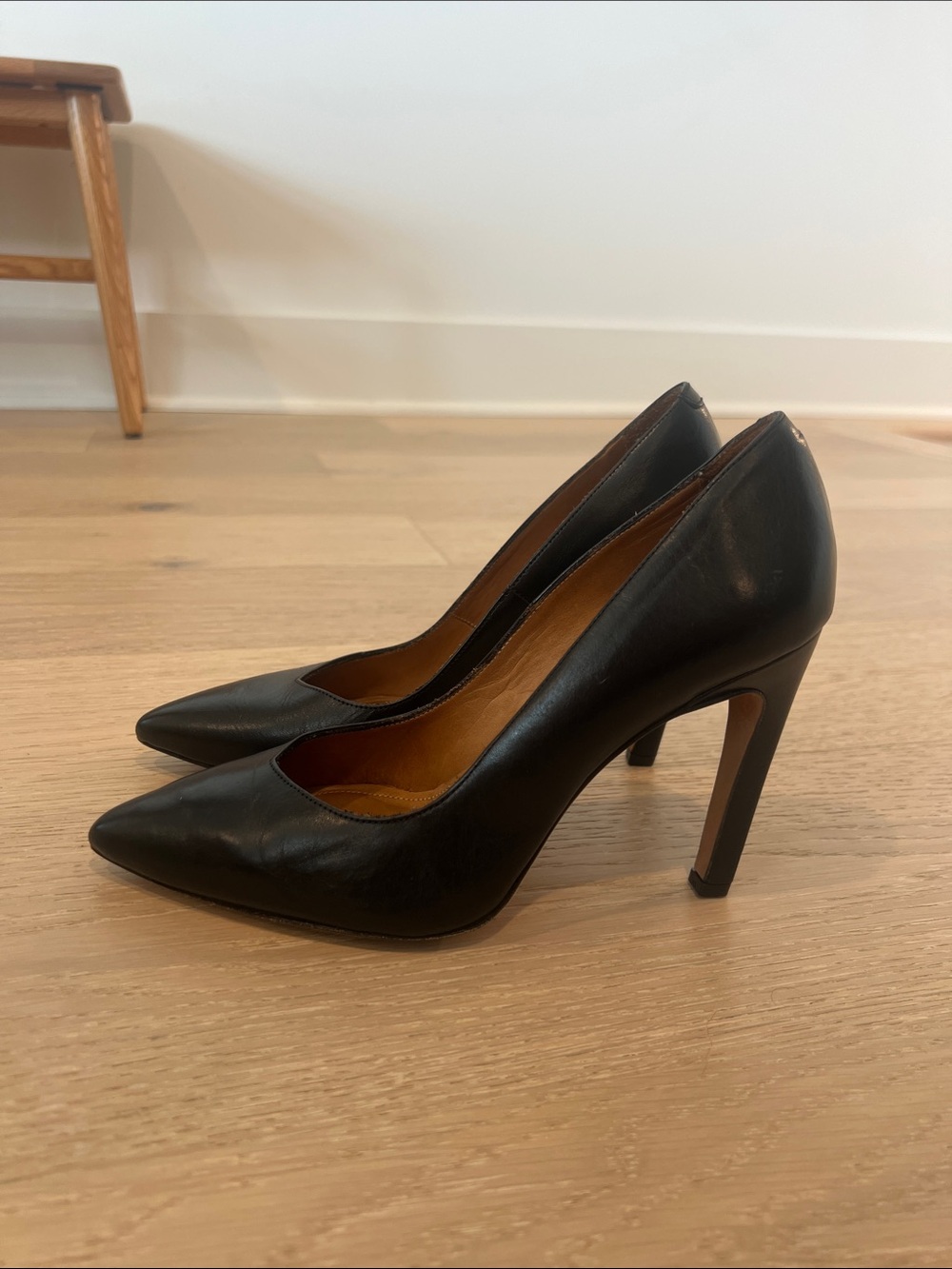 IRO Classic Black Pointed-Toe High Heel Pumps